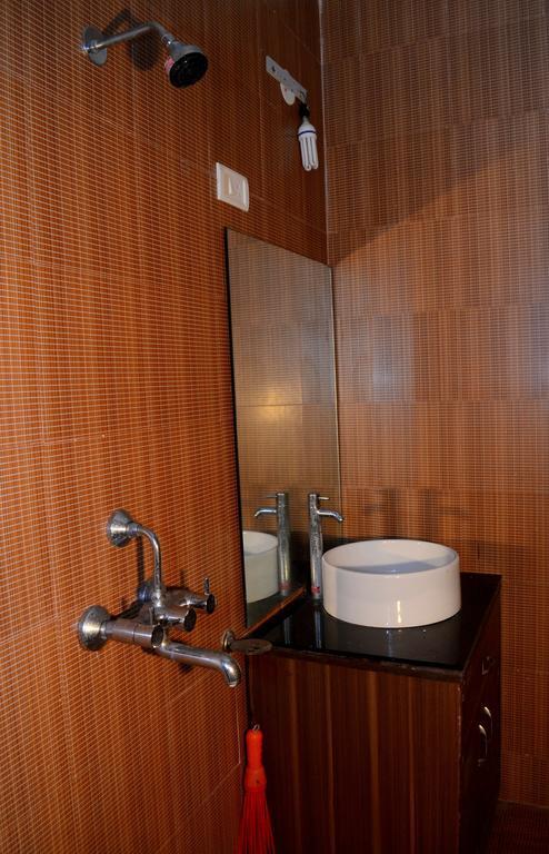 Serviced Apartment