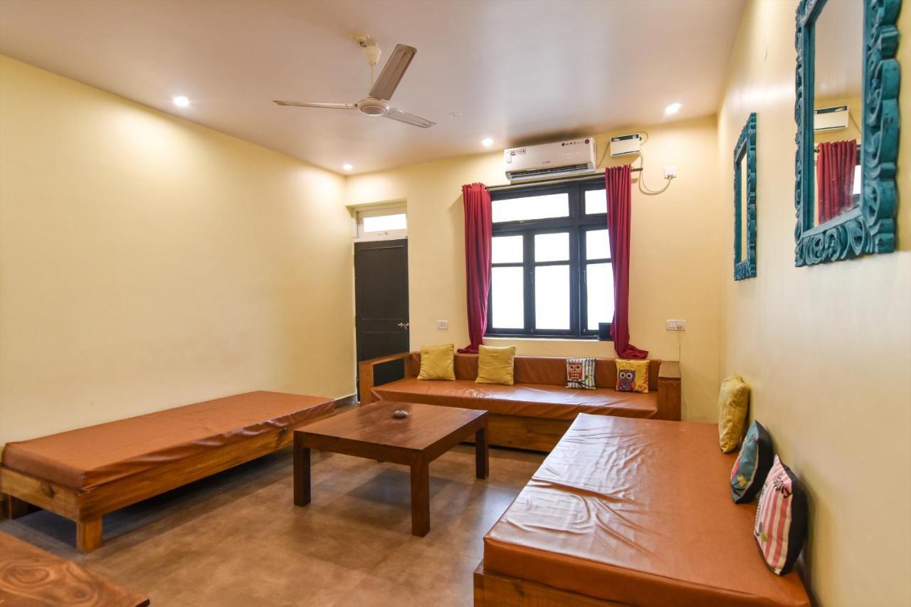 Serviced Apartment